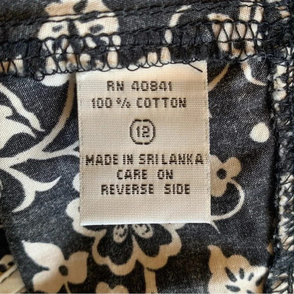 NWT Sportif USA Women’s Floral High Rise Shorts Size 12 - Picture 3 of 6